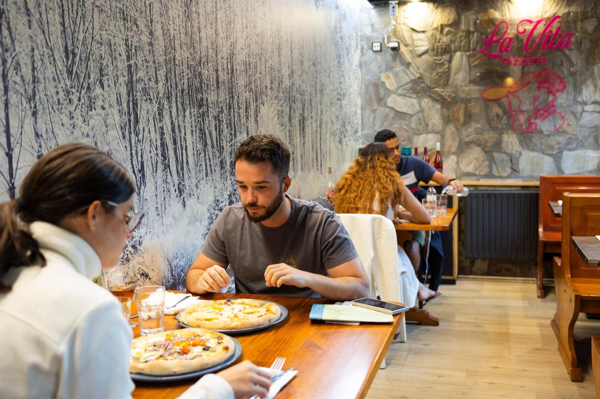 Hostal Los Valles Bielsa Eksteriør bilde